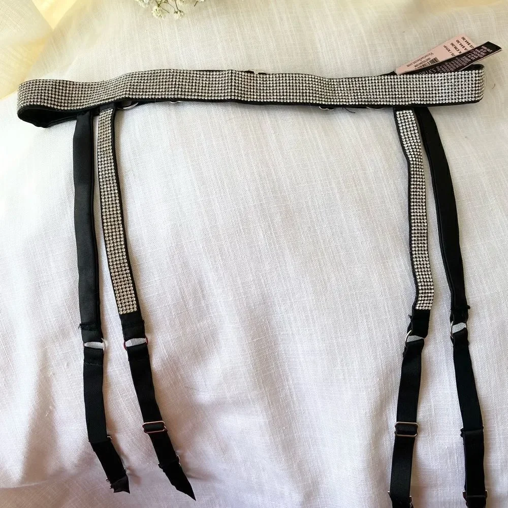 Super sparkly garter belt